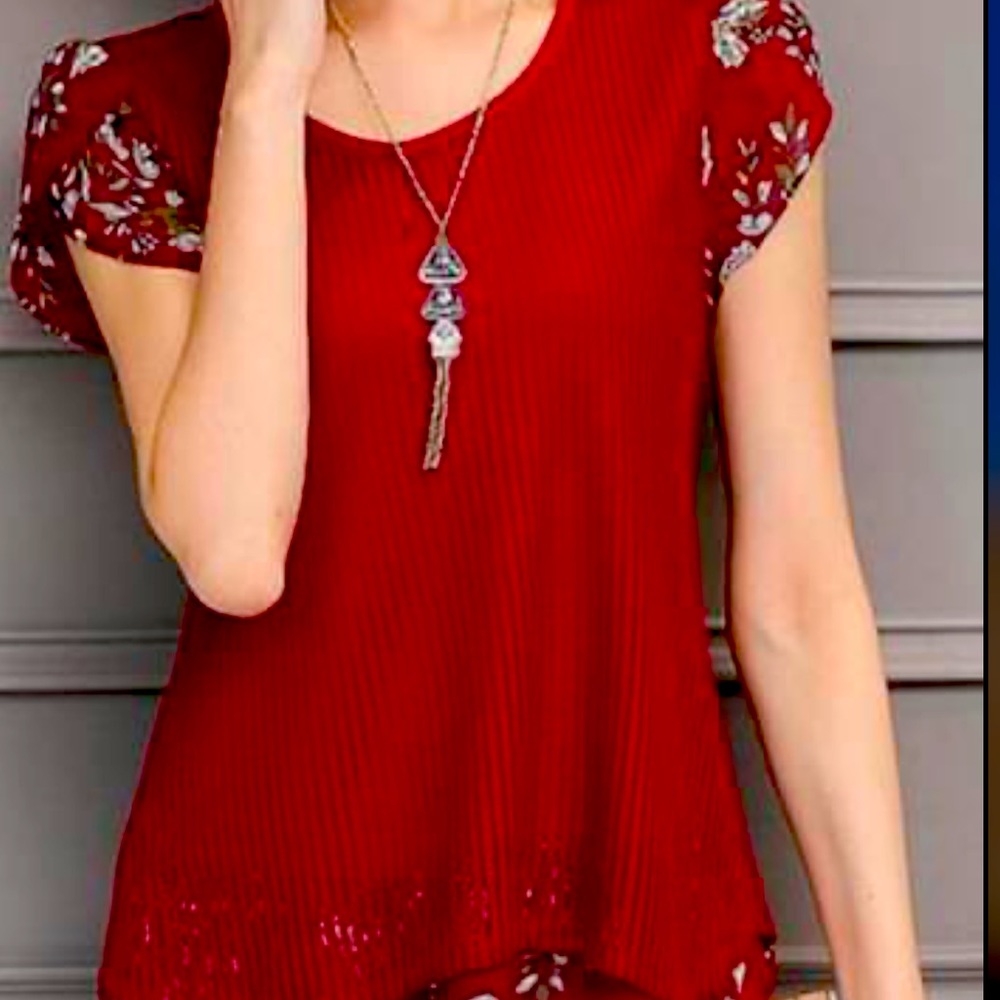 Short sleeved large women’s top